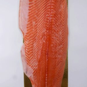 Salmon fillet salmo salar B trim chilled